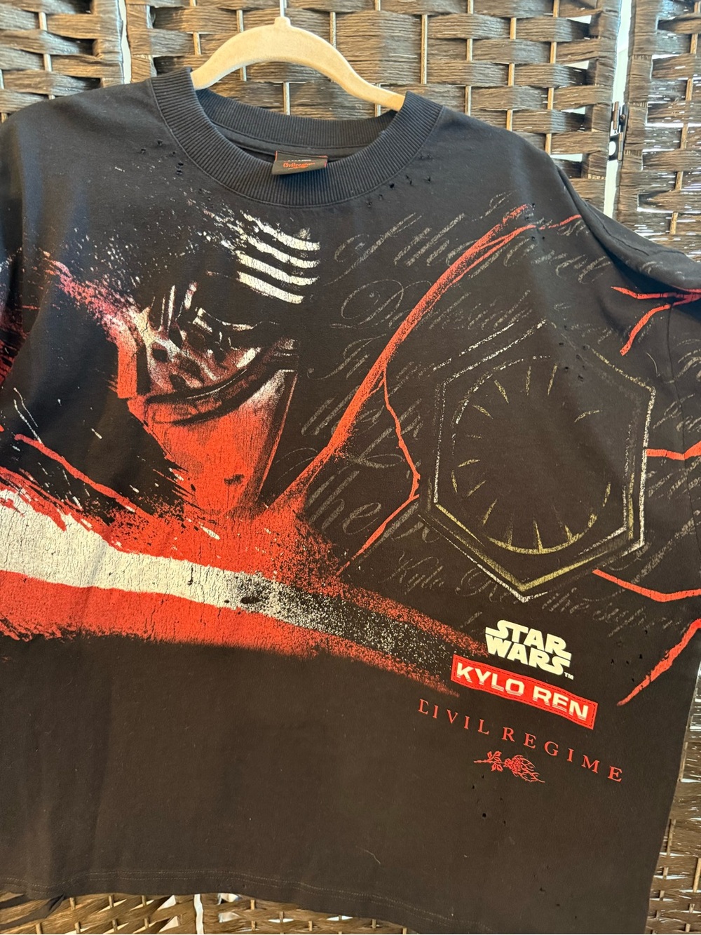 NWT SZ XL Civil Regime Star Wars Kylo Ren Long sleeve thermal